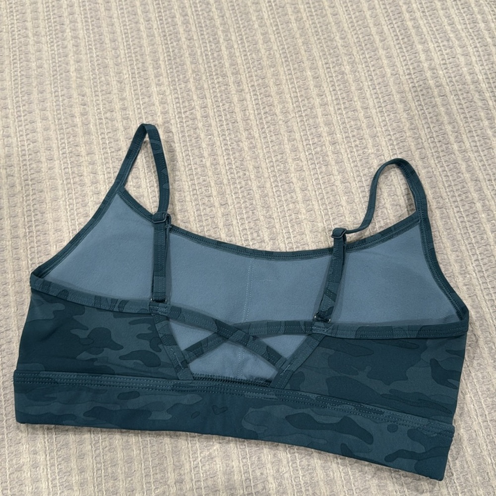 Alphalete Camo Leggings Set in Dark Green - Picture 5 of 6